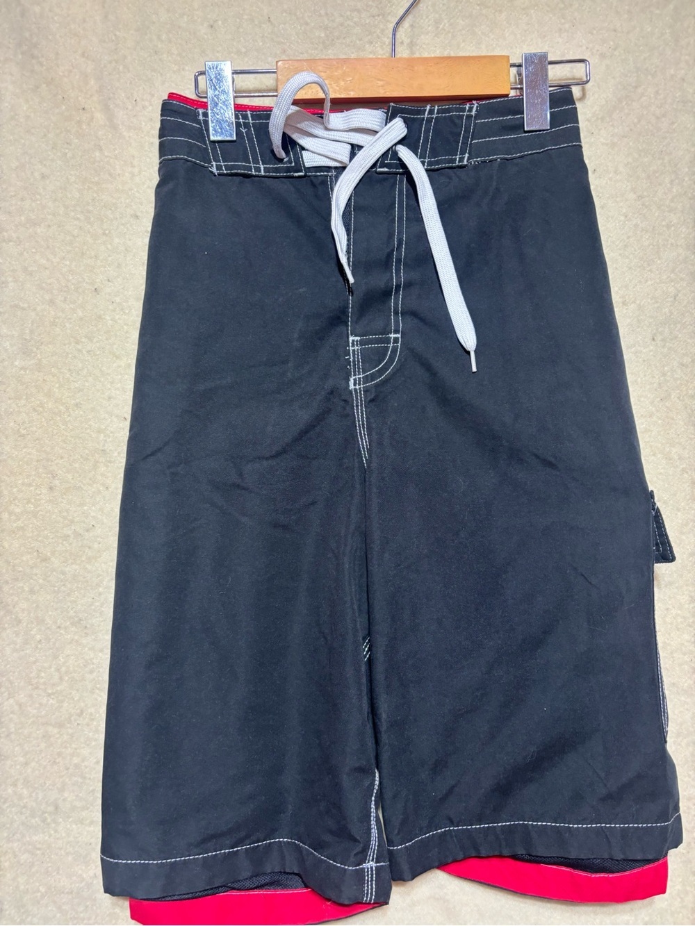 Men’s Black Board Shorts Swim Trunks Red Gray Side Stripe Cargo Pocket Size xl